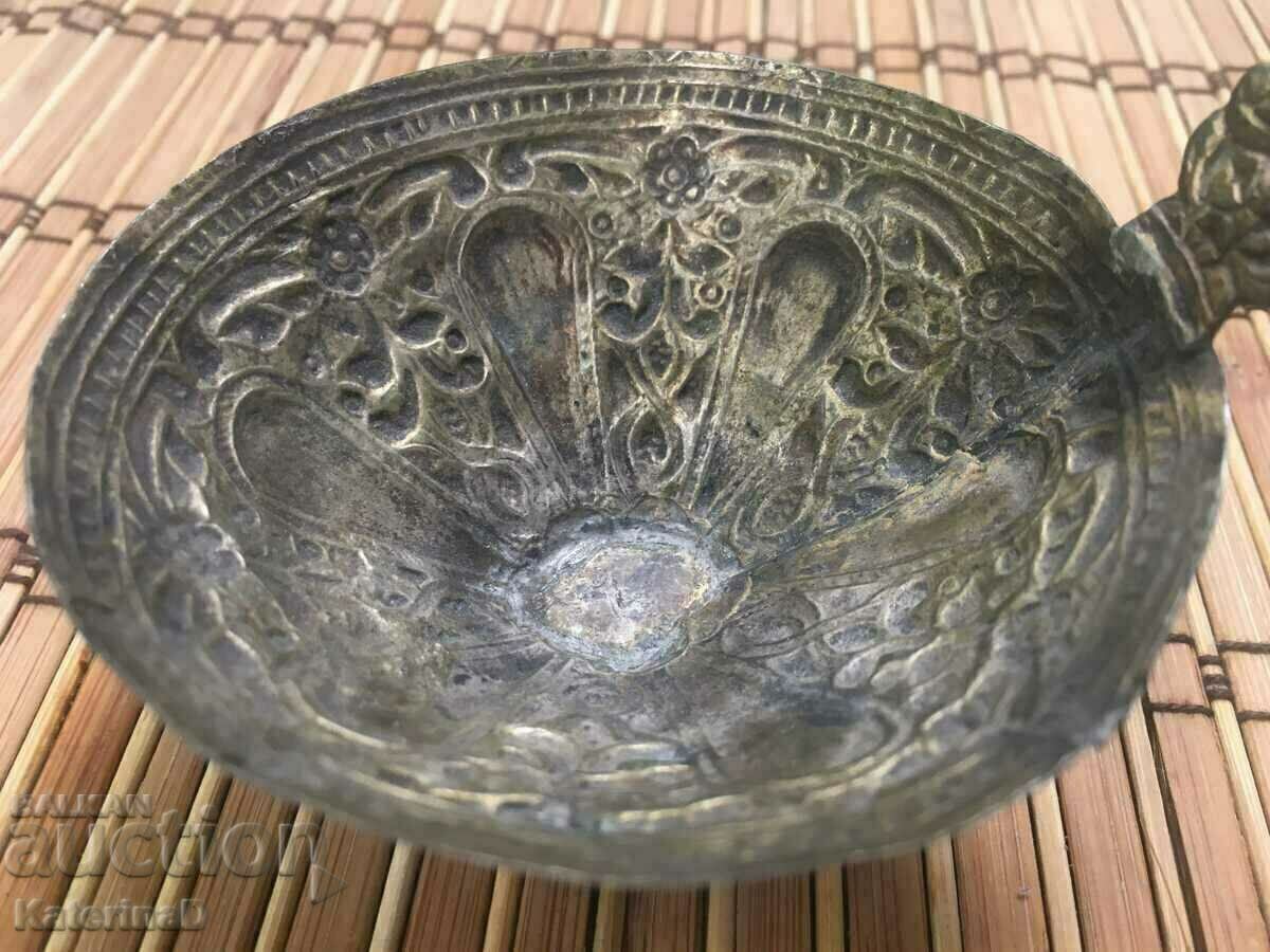 Vazrozhdensky Tas Sachan Pozlata with price 139.00 BGN | € 71.07 Vazrozhdensky Tas Sachan Pozlata with price 139.00 BGN | € 71.07