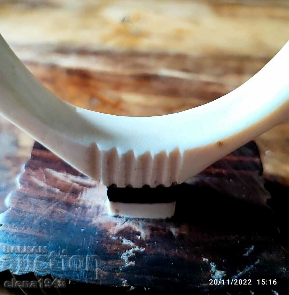 Ivory decoration with price 100.00 BGN | € 51.13 Ivory decoration with price 100.00 BGN | € 51.13