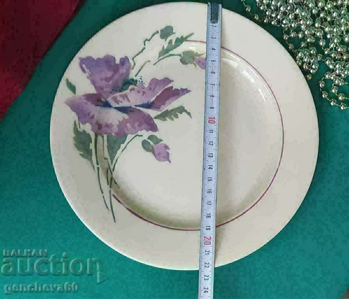 TWO Beautiful FRANCE porcelain plates with price 12.00 BGN | € 6.14 TWO Beautiful FRANCE porcelain plates with price 12.00 BGN | € 6.14