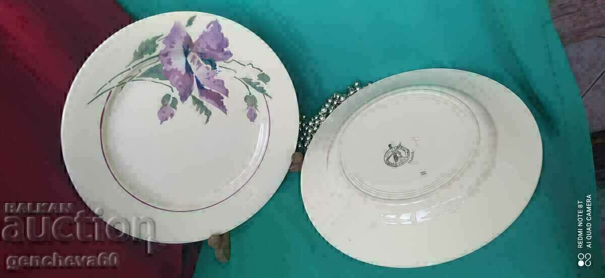 TWO Beautiful FRANCE porcelain plates - 6 TWO Beautiful FRANCE porcelain plates - 6