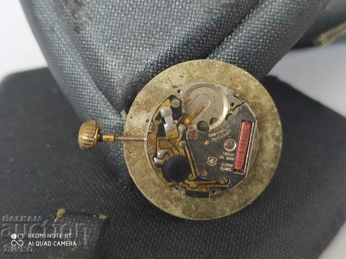 Aparat de ceas ESPPIT cu preț 0.99 BGN | € 0.51 Aparat de ceas ESPPIT cu preț 0.99 BGN | € 0.51