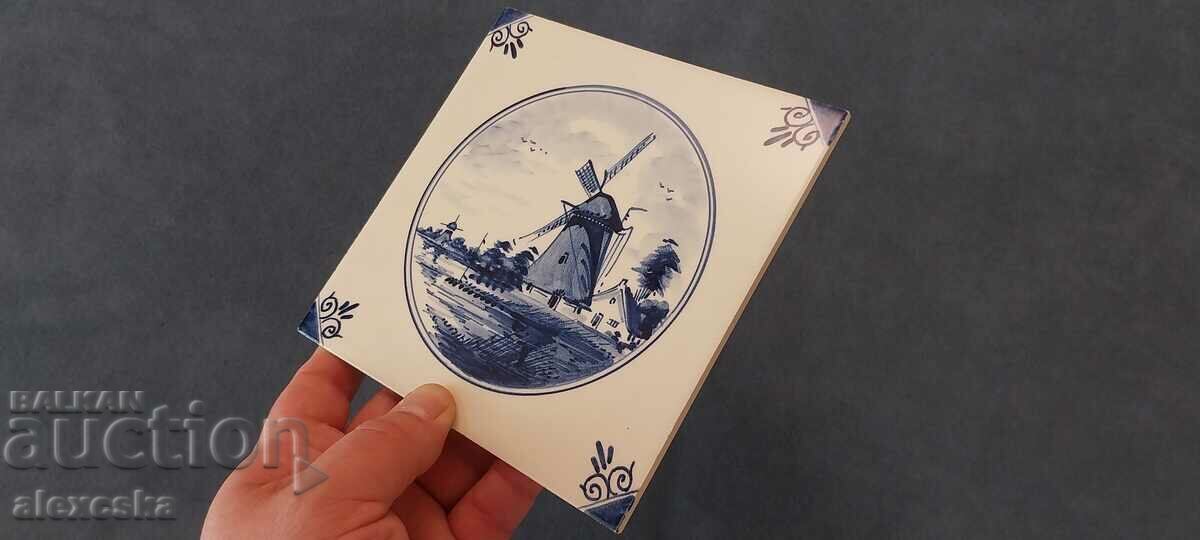 Painted terracotta - Holland - 7 Painted terracotta - Holland - 7