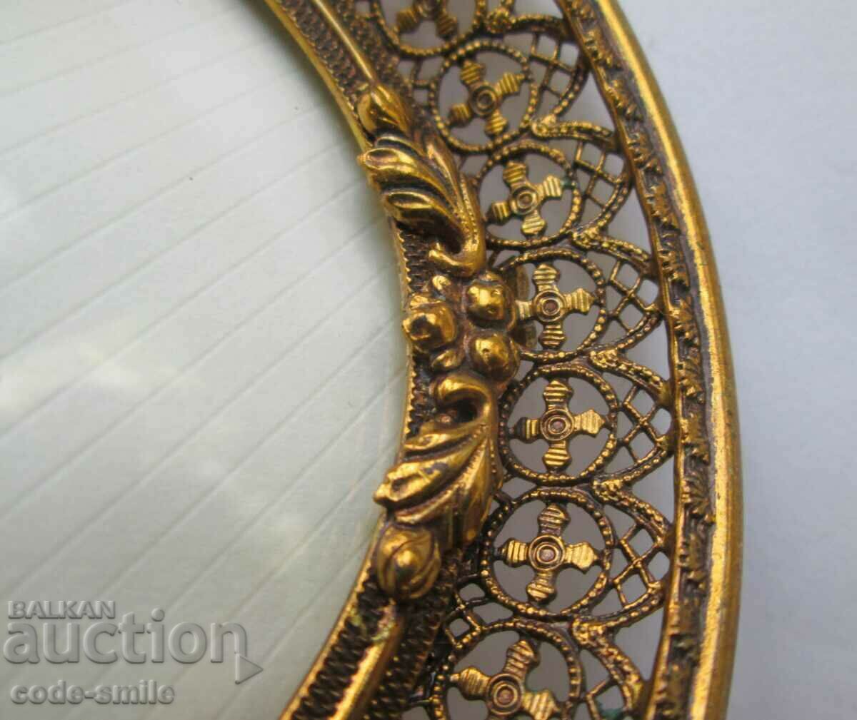 Old bronze photo frame photos handmade Germany with price 100.00 BGN | € 51.13 Old bronze photo frame photos handmade Germany with price 100.00 BGN | € 51.13