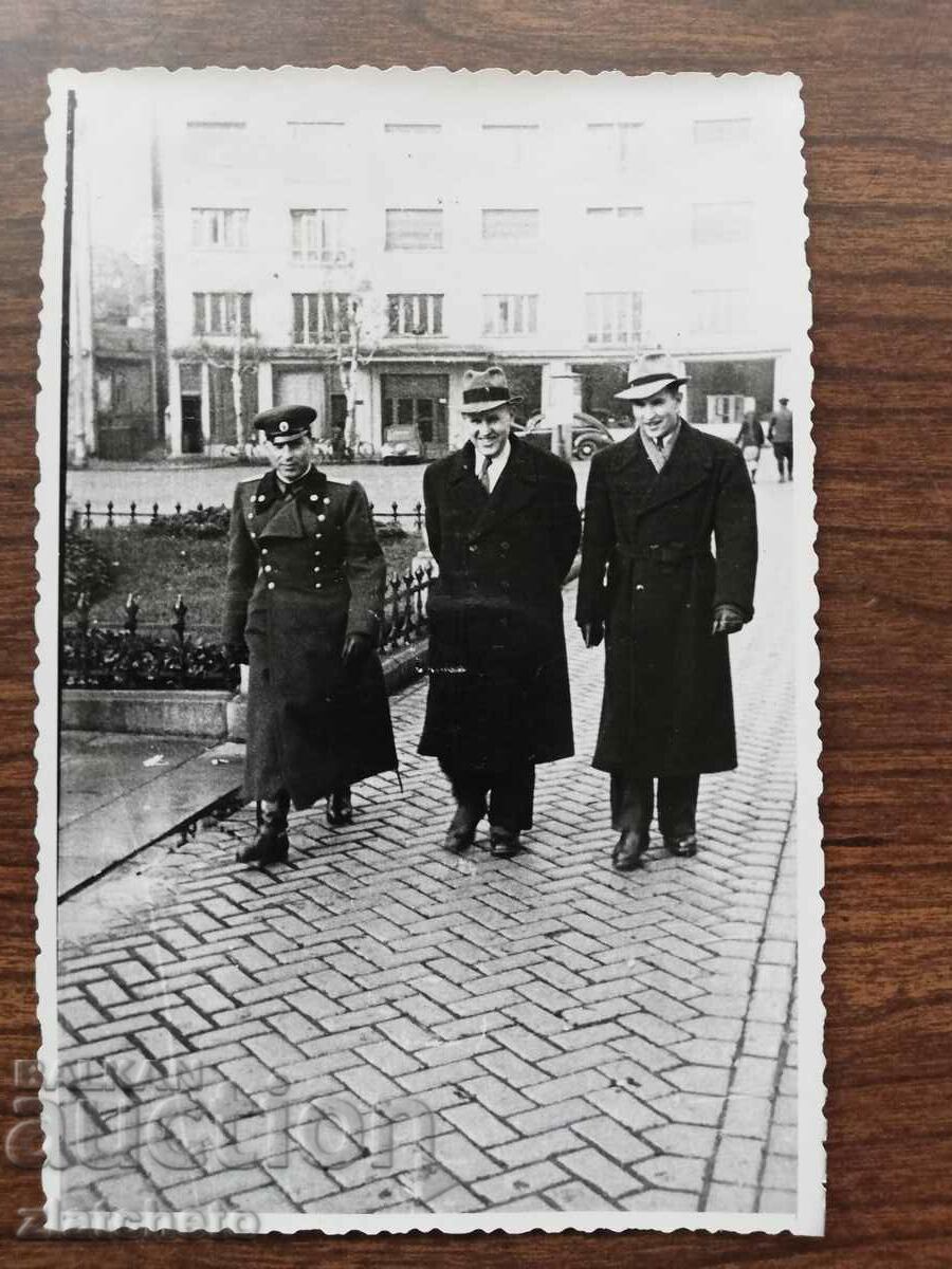Old photo Kingdom of Bulgaria - Sofia, yellow paving stones, VSV with price 7.00 BGN | € 3.58 Old photo Kingdom of Bulgaria - Sofia, yellow paving stones, VSV with price 7.00 BGN | € 3.58