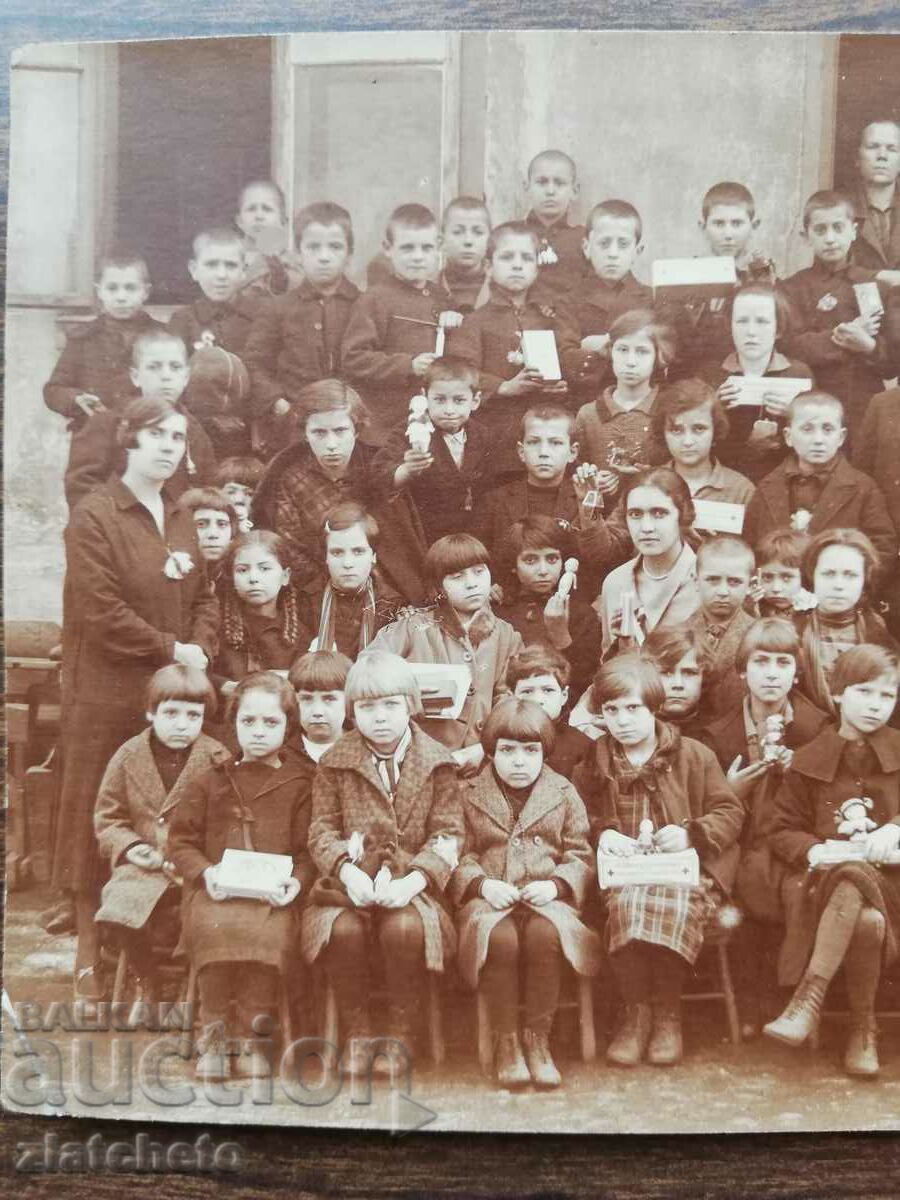 Old photo Kingdom of Bulgaria - with price 7.00 BGN | € 3.58 Old photo Kingdom of Bulgaria - with price 7.00 BGN | € 3.58