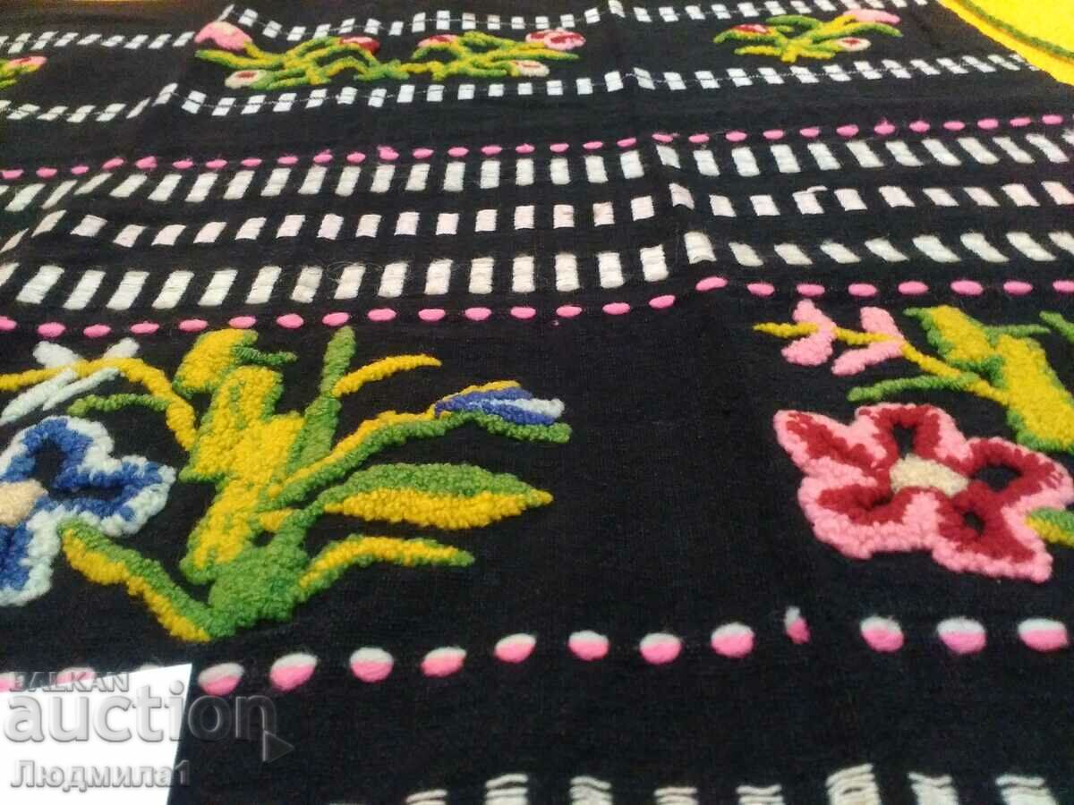 Auction AUTHENTIC STAR PRESSURE Auction AUTHENTIC STAR PRESSURE