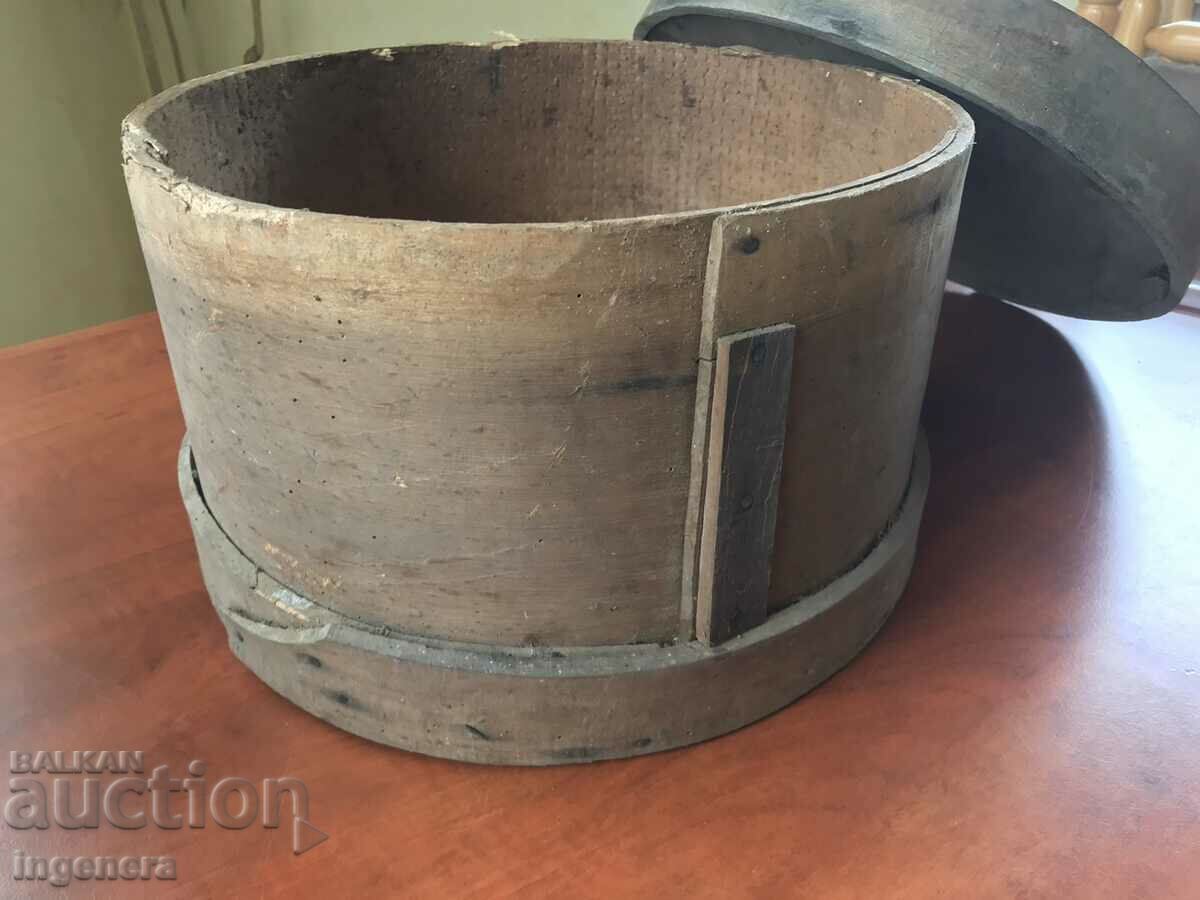 HIDDEN OLD WOODEN VESSEL FOR GRAIN AND FOOD CHINIK - 5 HIDDEN OLD WOODEN VESSEL FOR GRAIN AND FOOD CHINIK - 5