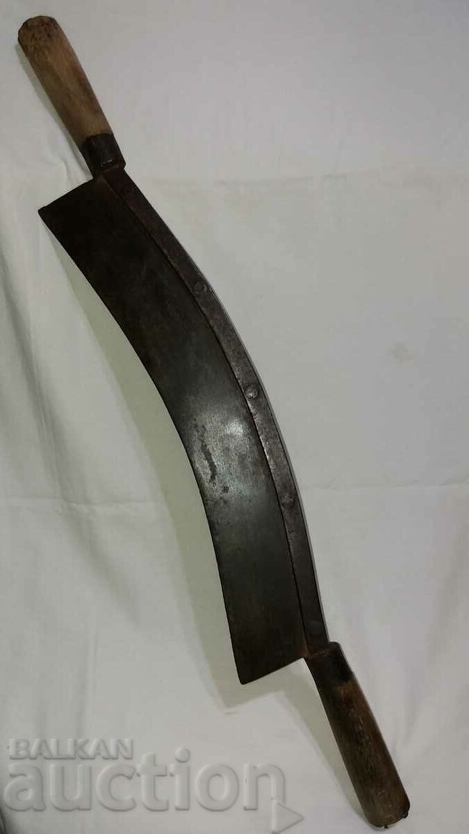 Παλιά μεγάλη λεπίδα εργαλείου από δέρμα Σαρακηνού με τιμή 40.00 BGN | € 20.45 Παλιά μεγάλη λεπίδα εργαλείου από δέρμα Σαρακηνού με τιμή 40.00 BGN | € 20.45