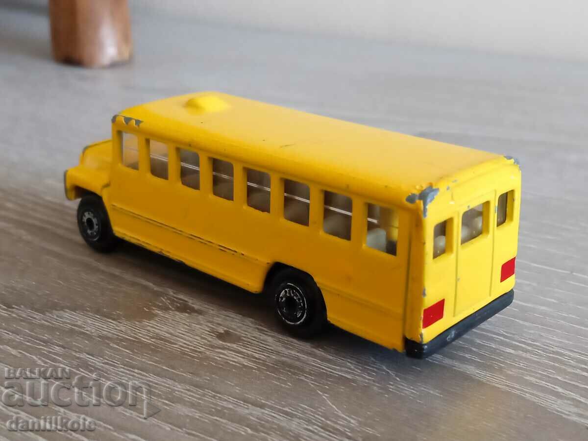 Auction *$*Y*$* WELLY METAL SCHOOL BUS WITH N52033 - SUPER *$*Y*$* Auction *$*Y*$* WELLY METAL SCHOOL BUS WITH N52033 - SUPER *$*Y*$*
