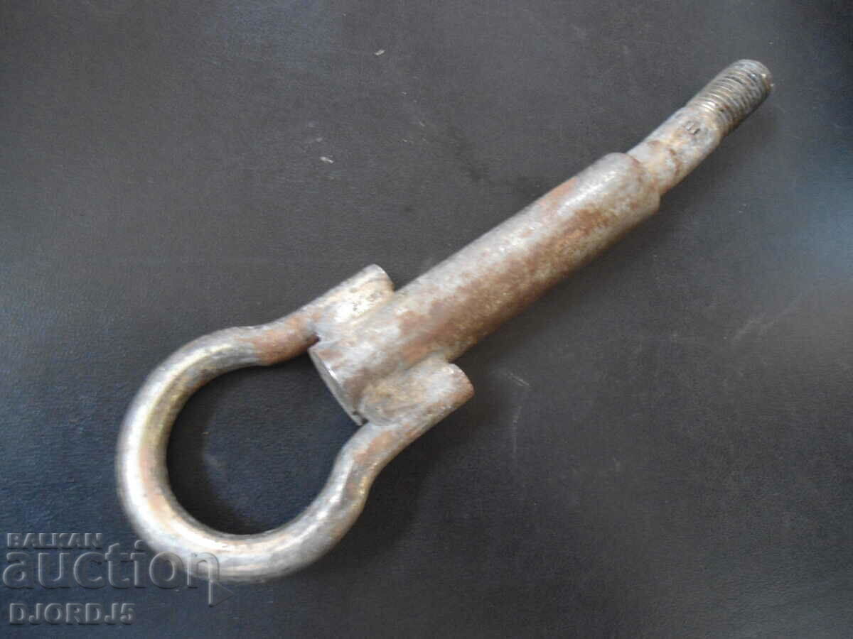 Auction Old towbar Auction Old towbar