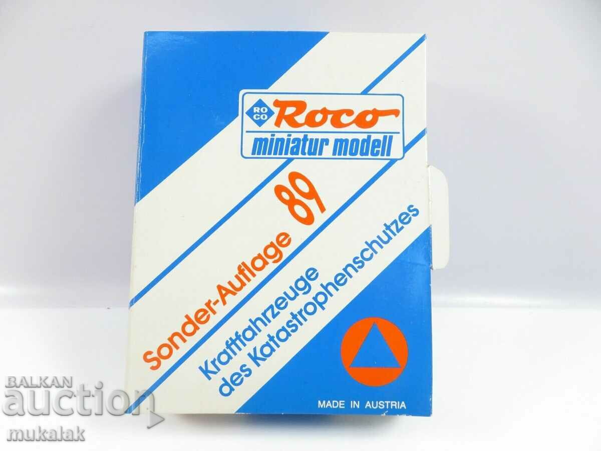 ROCO H0 1/87 VW BUS CIVIL DEFENSE PACKAGING TOY TROLLEY with price 30.00 BGN | € 15.34 ROCO H0 1/87 VW BUS CIVIL DEFENSE PACKAGING TOY TROLLEY with price 30.00 BGN | € 15.34