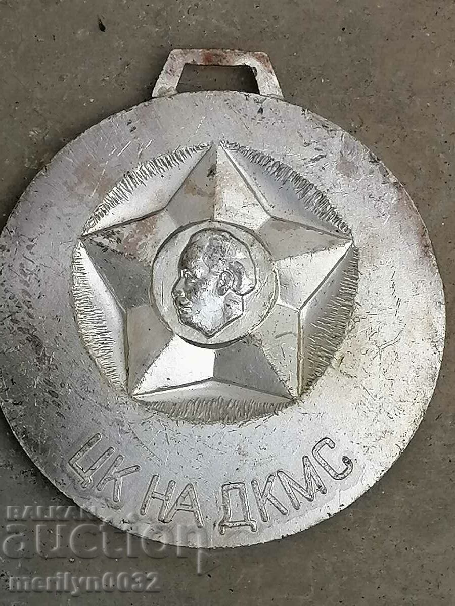 Delivery of Olympic medal badge of the Central Committee of the DKMS thickly silvered