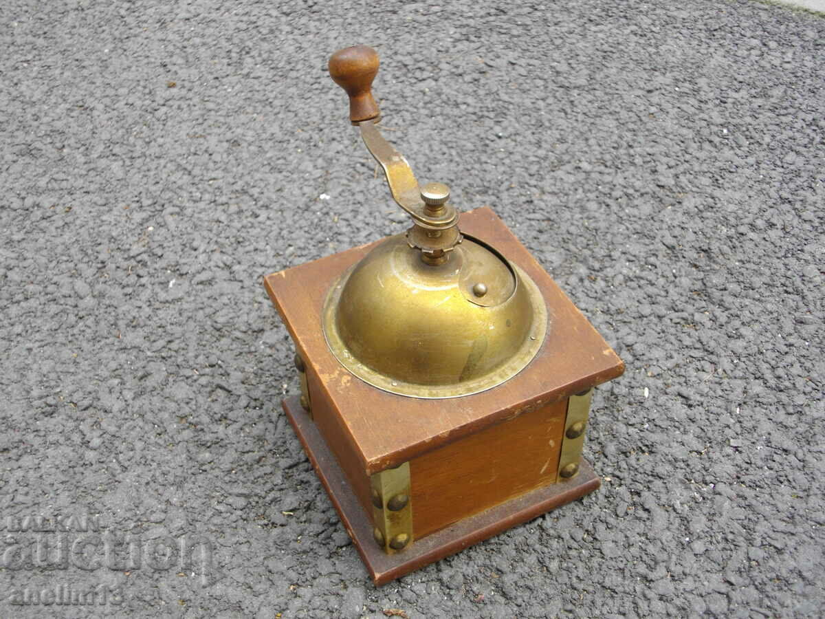 STARA MELNIKKA with price 25.00 BGN | € 12.78