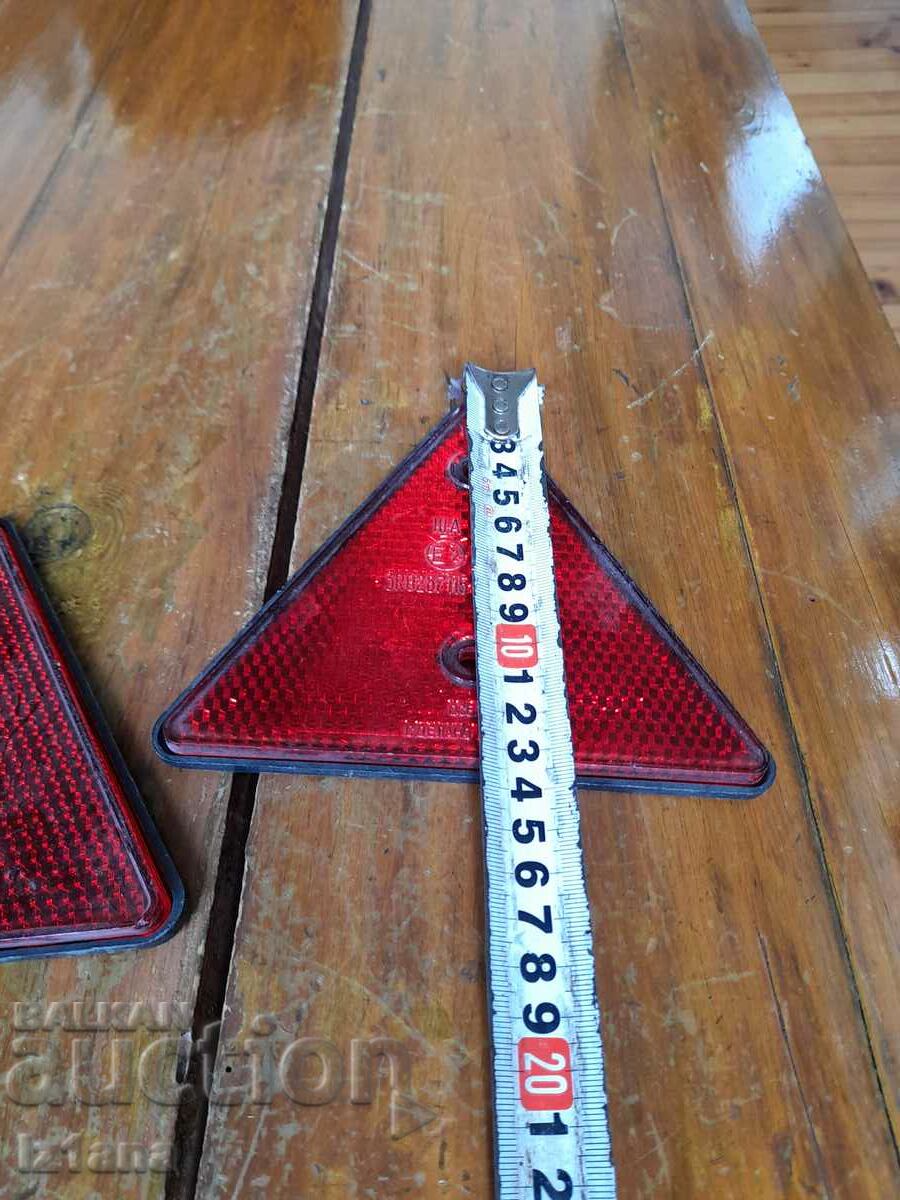 Παλιά ανακλαστήρα, ανακλαστήρες με τιμή 30.00 BGN | € 15.34 Παλιά ανακλαστήρα, ανακλαστήρες με τιμή 30.00 BGN | € 15.34