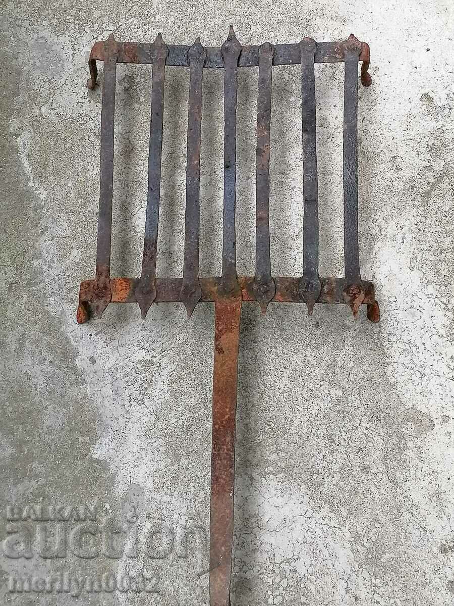 Auction Old metal grill pirustia wrought iron Auction Old metal grill pirustia wrought iron