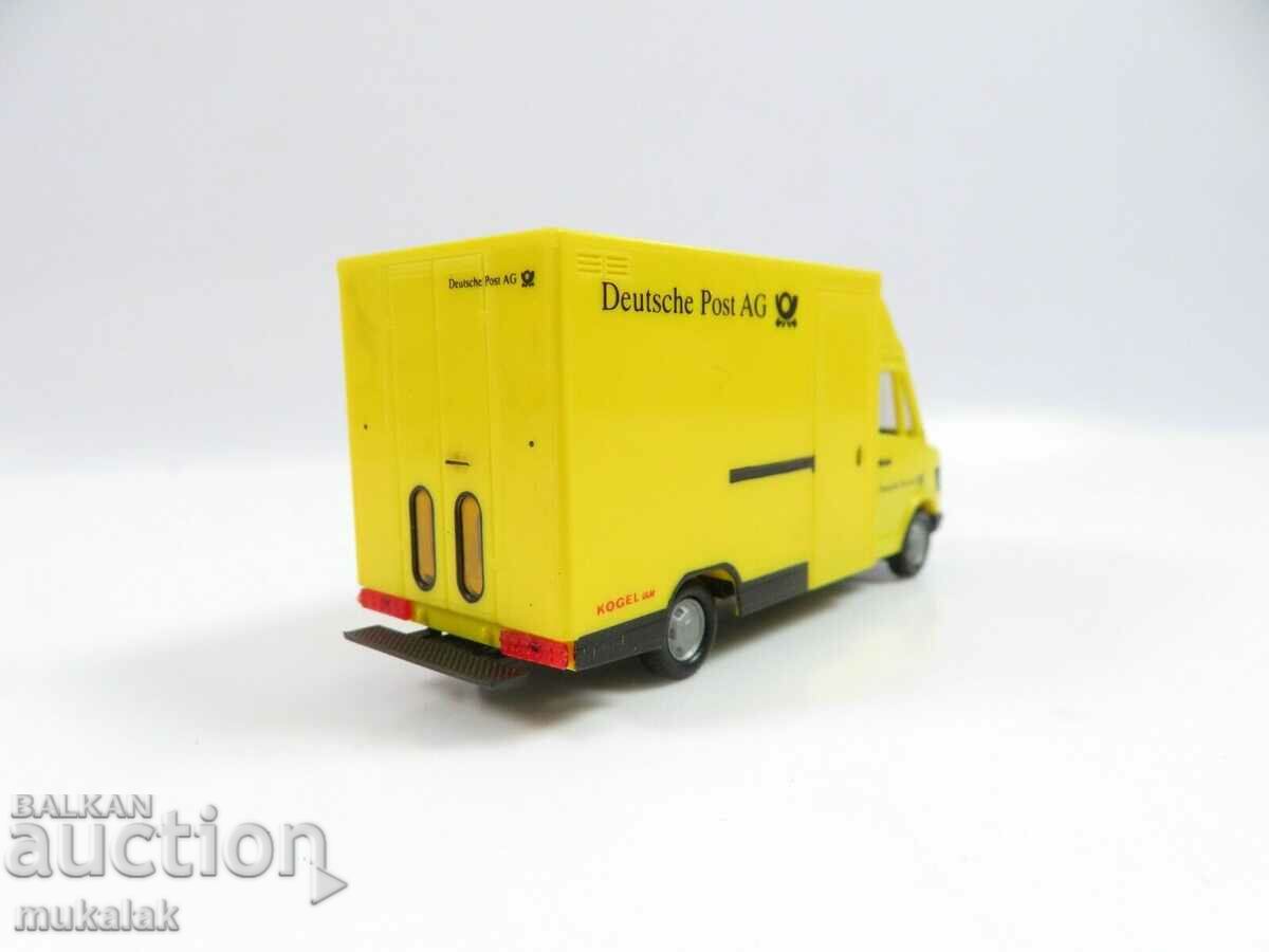 Auction  HERPA HO 1/87 MERCEDES 207 D MODEL MICROBUS TROLLEY