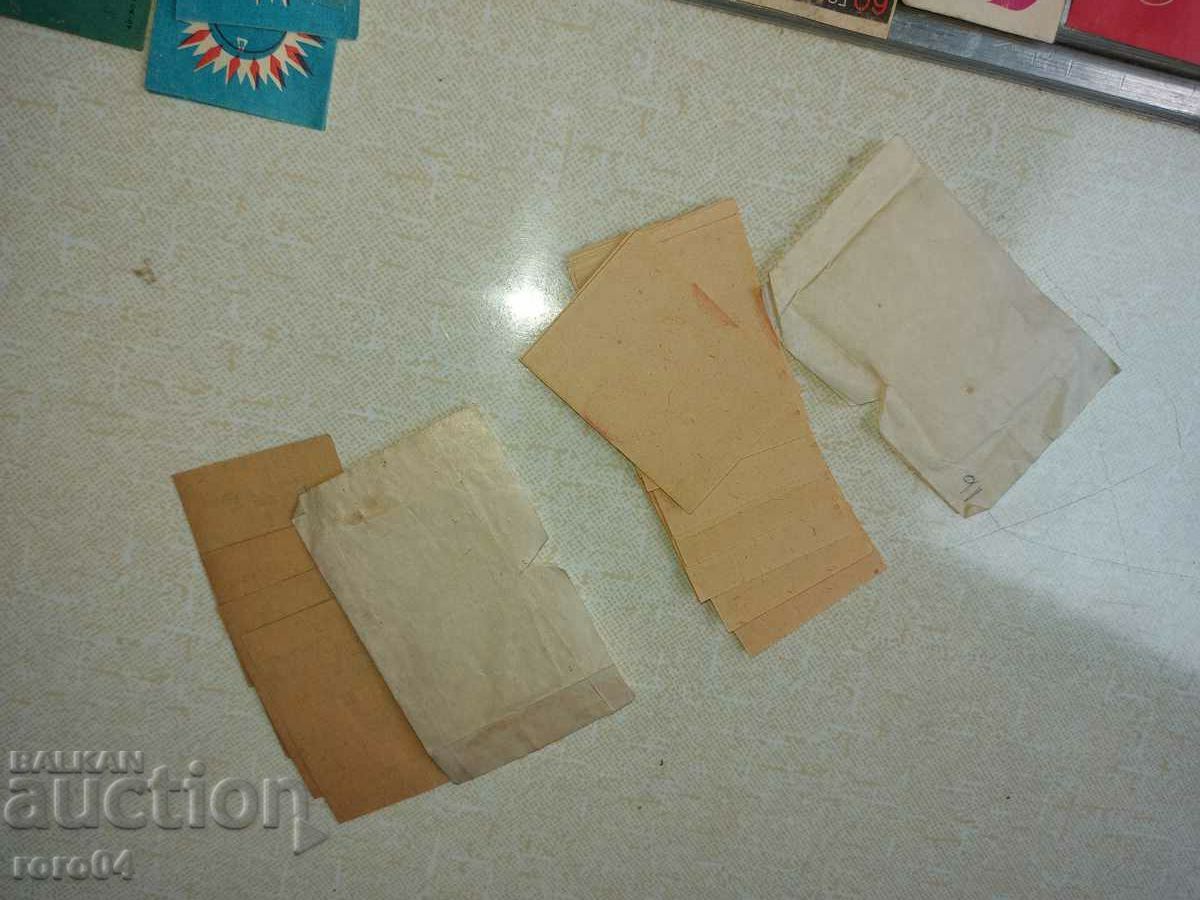 LABELS - MATCHES - ARE THERE FILUMENISTS? - 6 LABELS - MATCHES - ARE THERE FILUMENISTS? - 6