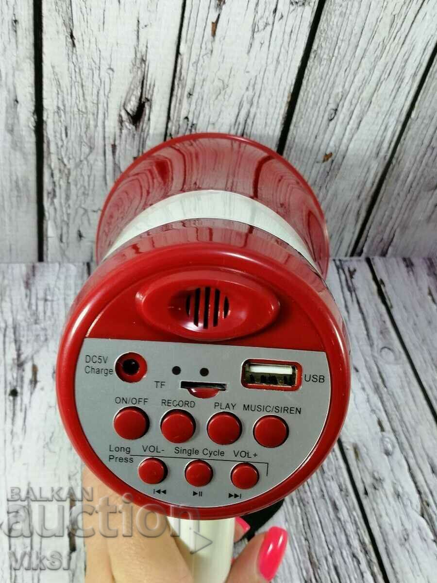 Auction Powerful 15-watt megaphone and siren for events Auction Powerful 15-watt megaphone and siren for events