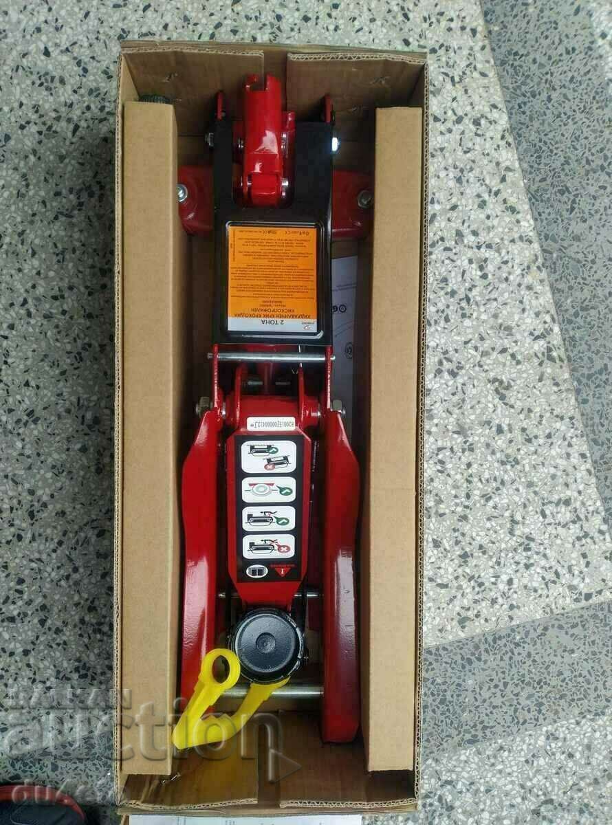 Delivery of Low-profile crocodile type hydraulic jack - 2 tons of 85mm
