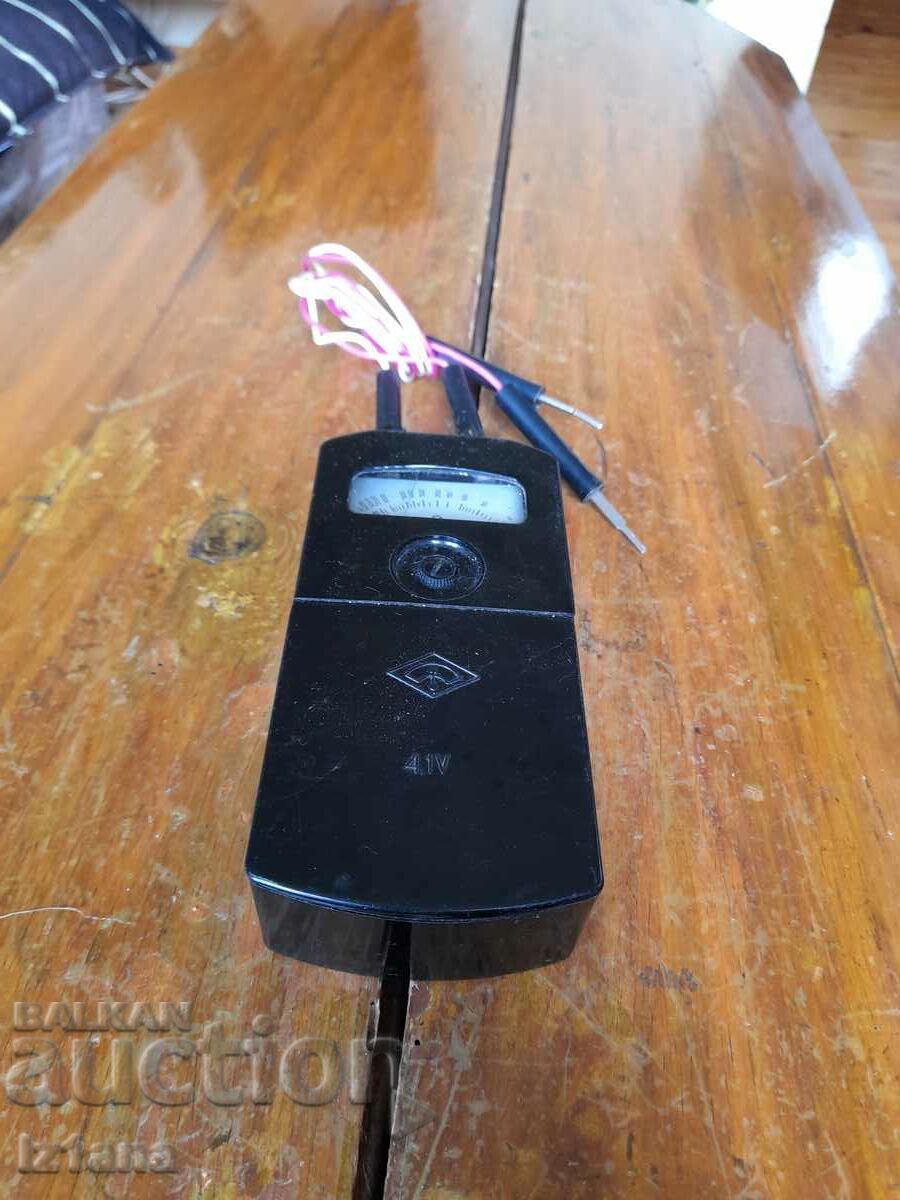 Old ohm meter M57 Old ohm meter M57