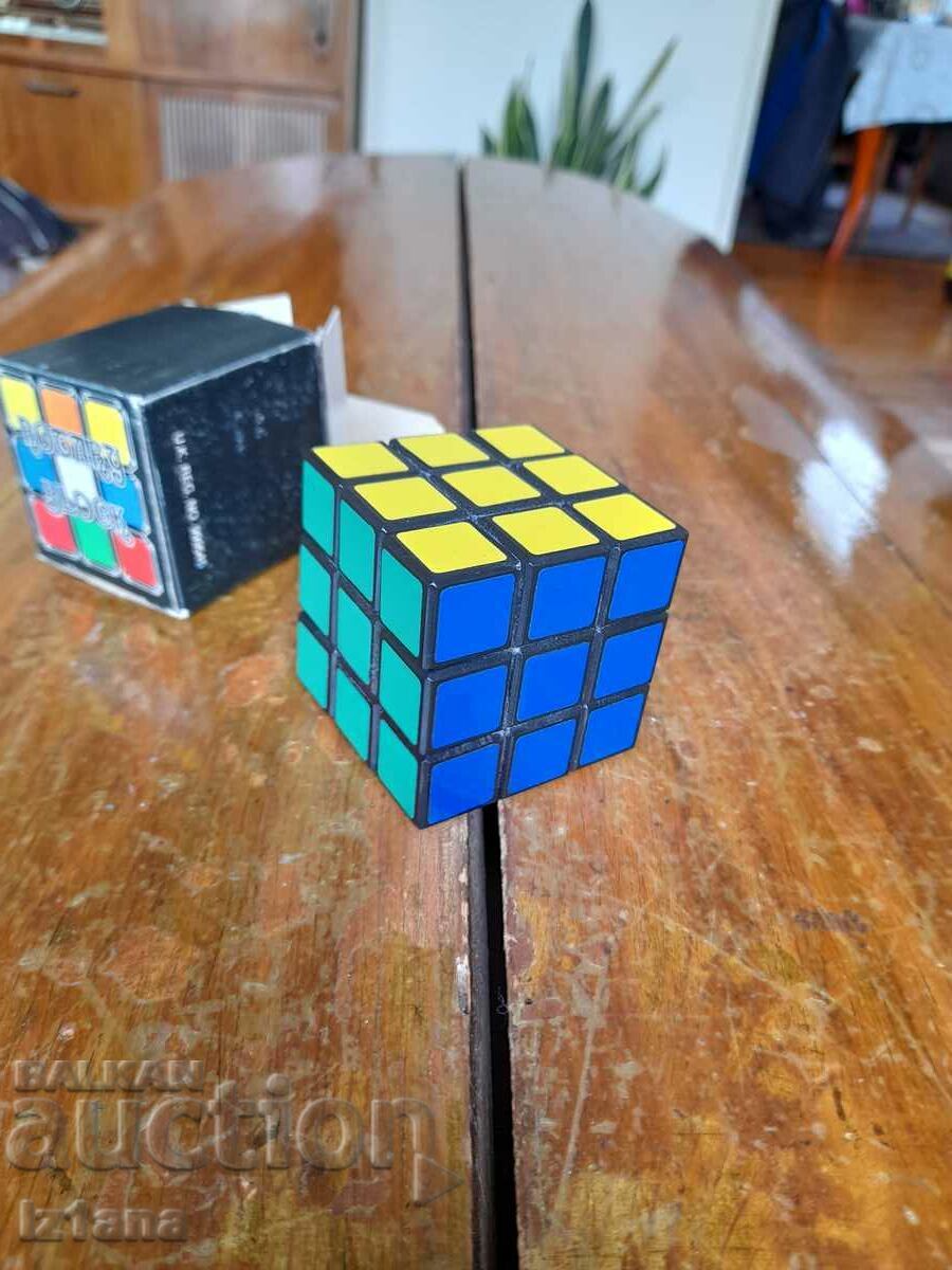 Old cube, stacking cube - 5