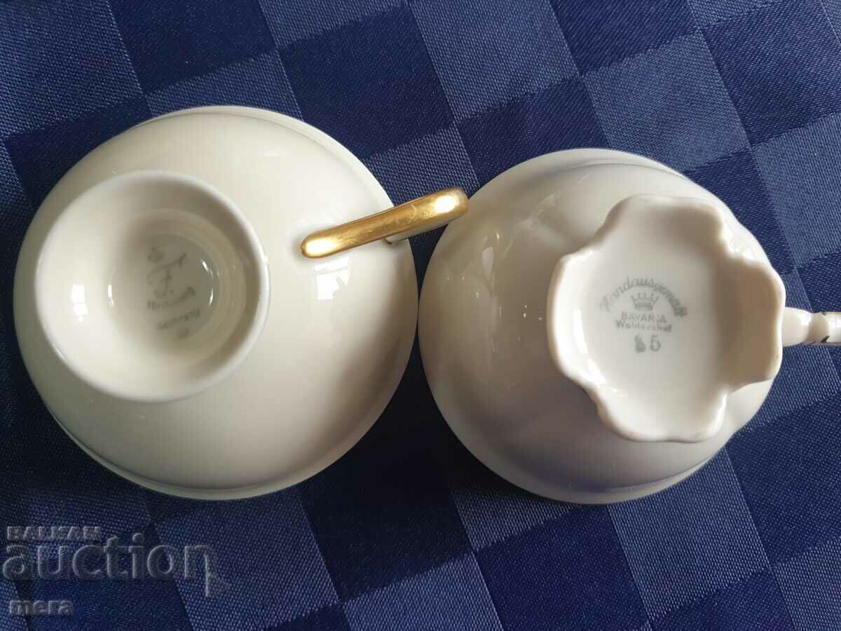 A collectible porcelain set of four - 6 A collectible porcelain set of four - 6