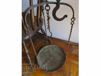 Παλαιά ρουμανική κλίμακα. Άριστα διατηρημένο.Αυθεντικό. 19ος αιώνας