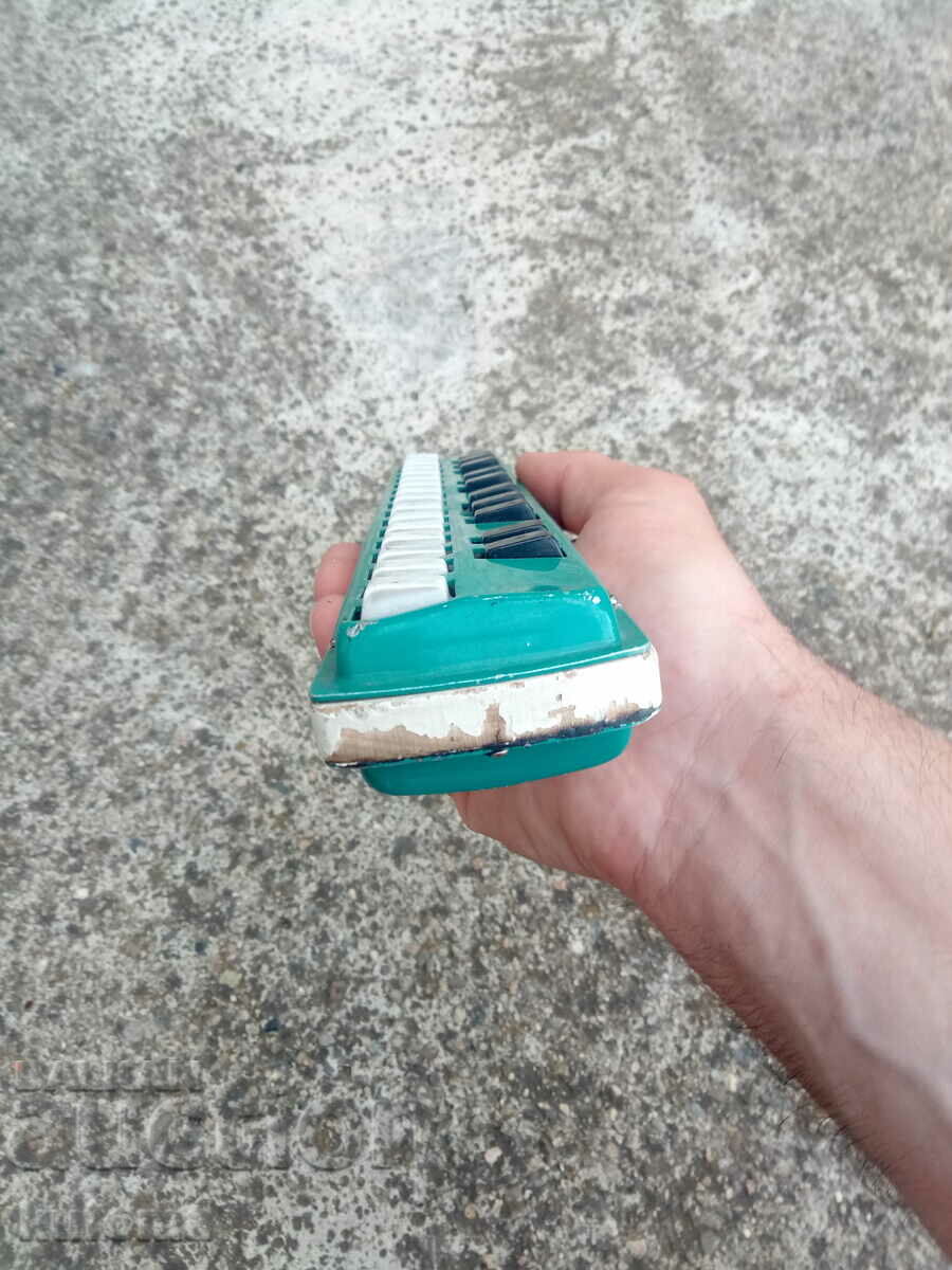 An old children's trill - 6