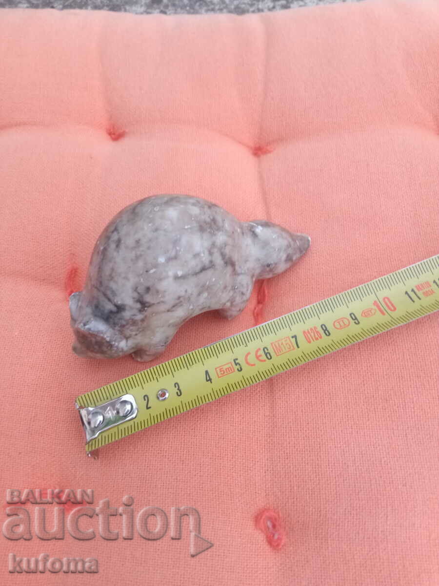 Raccoon figurine made of marble with price 19.99 BGN | € 10.22 Raccoon figurine made of marble with price 19.99 BGN | € 10.22