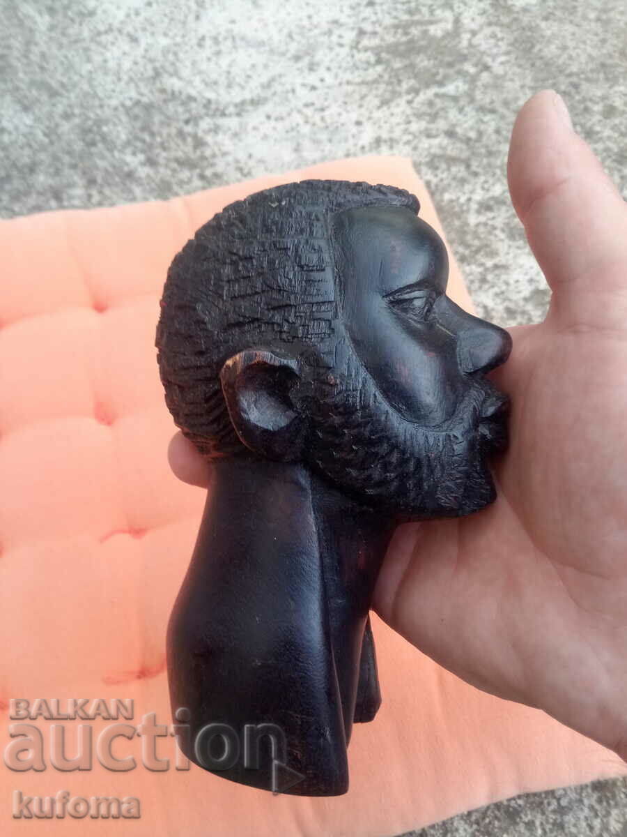 Auction Nigerian wooden sculpture hand carved Auction Nigerian wooden sculpture hand carved