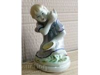 Figura fată hrănește porumbel statuetă din plastic porțelan URSS