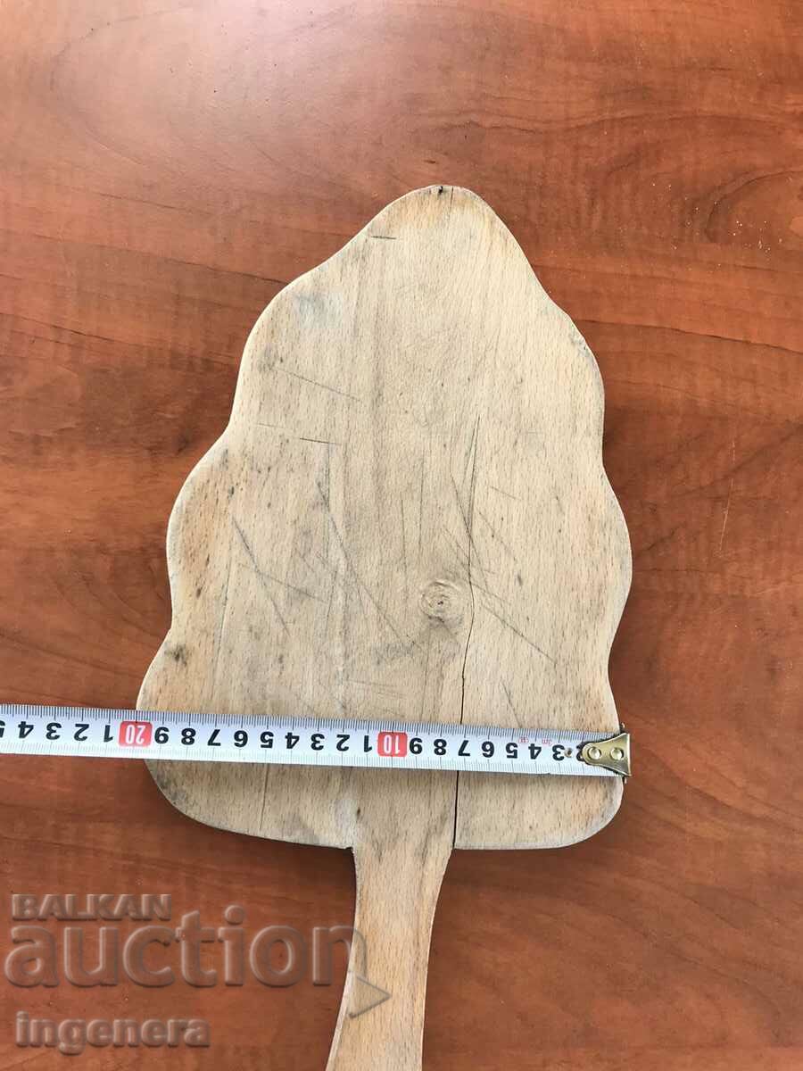 Auction BREAD BOARD FOR APPETIZERS AND STEAKS WOOD OLD Auction BREAD BOARD FOR APPETIZERS AND STEAKS WOOD OLD