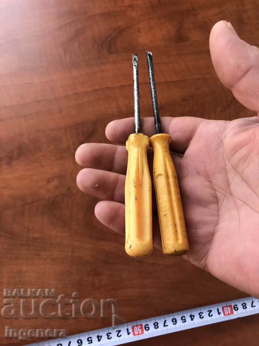 Auction  SCREWDRIVER SCREWDRIVERS ELECTRICAL TOOL-2 NO