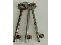 3 old iron keys large 11 cm.