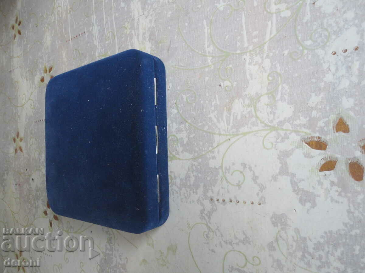 Amazing jewelry box 3 with price 10.00 BGN | € 5.11 Amazing jewelry box 3 with price 10.00 BGN | € 5.11