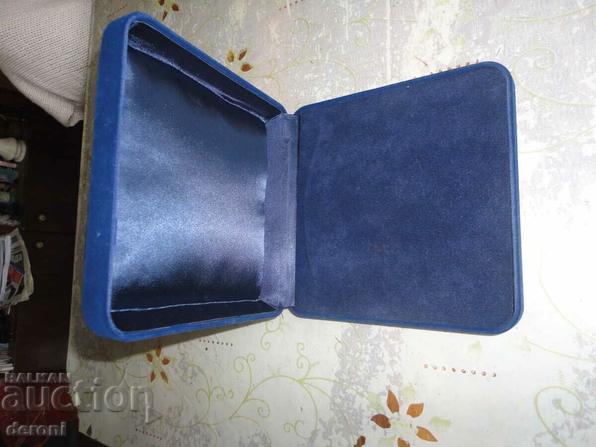 Delivery of Amazing jewelry box 3 Delivery of Amazing jewelry box 3