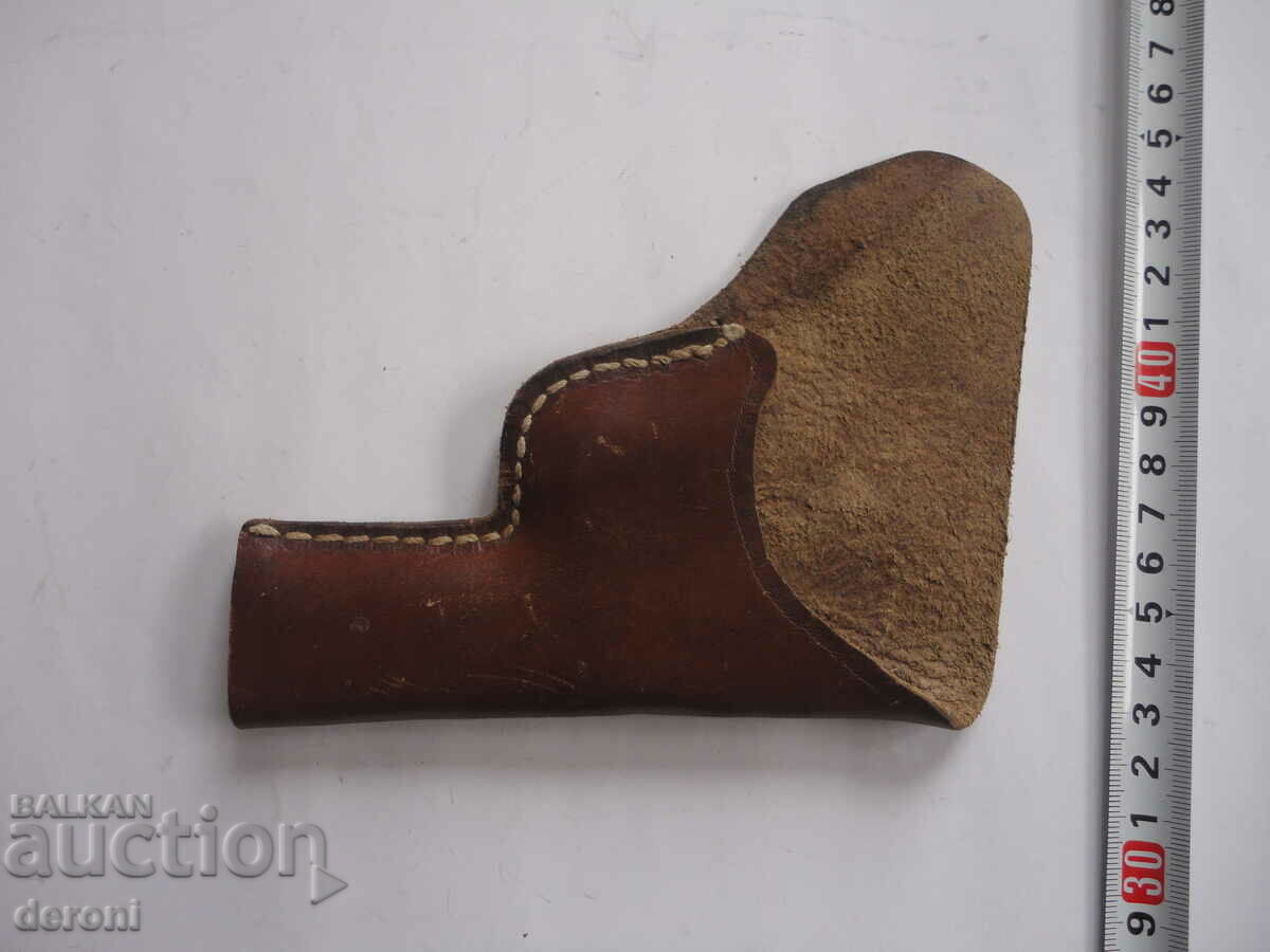 German leather pistol holster with price 10.00 BGN | € 5.11 German leather pistol holster with price 10.00 BGN | € 5.11