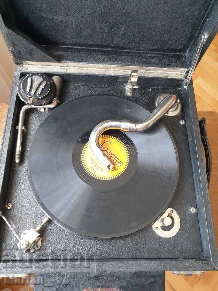 Old English turntable with crank - 6 Old English turntable with crank - 6