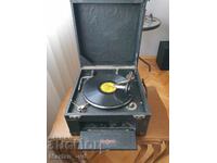 Old English turntable with crank