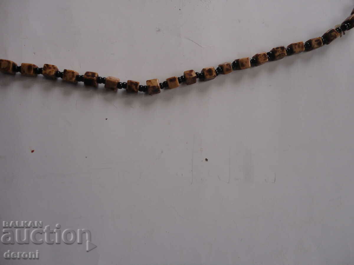 Great 16 stone choker necklace with price 25.00 BGN | € 12.78 Great 16 stone choker necklace with price 25.00 BGN | € 12.78