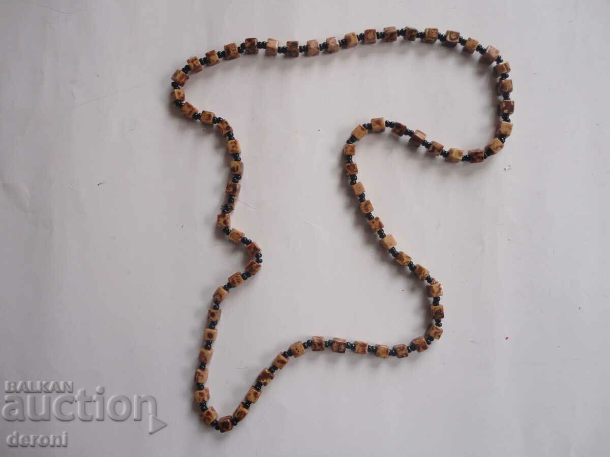 Delivery of Great 16 stone choker necklace Delivery of Great 16 stone choker necklace