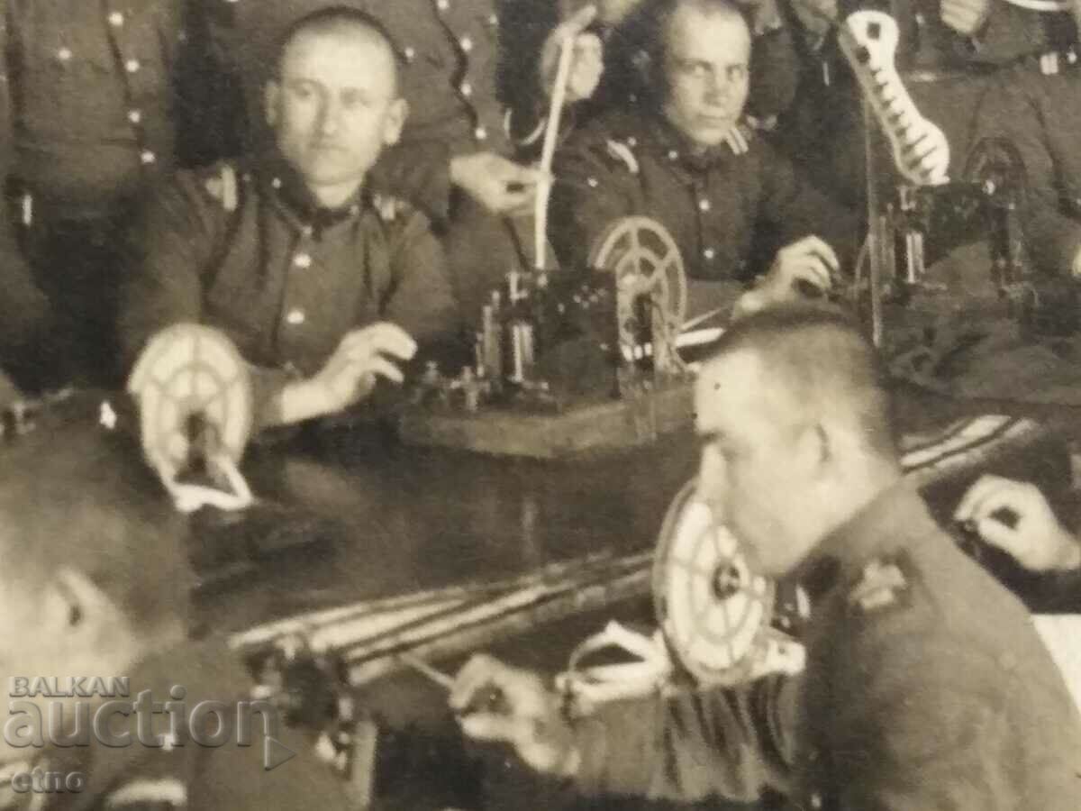 Auction ROYAL PHOTO-TELEGRAPH, TELEPHONE, RADIO MANAGER, RADIO STATION Auction ROYAL PHOTO-TELEGRAPH, TELEPHONE, RADIO MANAGER, RADIO STATION