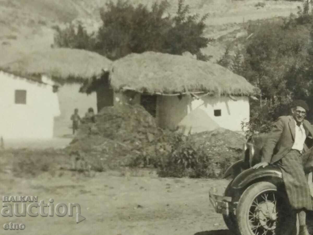 Delivery of 1934, ROYAL PHOTO-RETRO CAR, truck Delivery of 1934, ROYAL PHOTO-RETRO CAR, truck