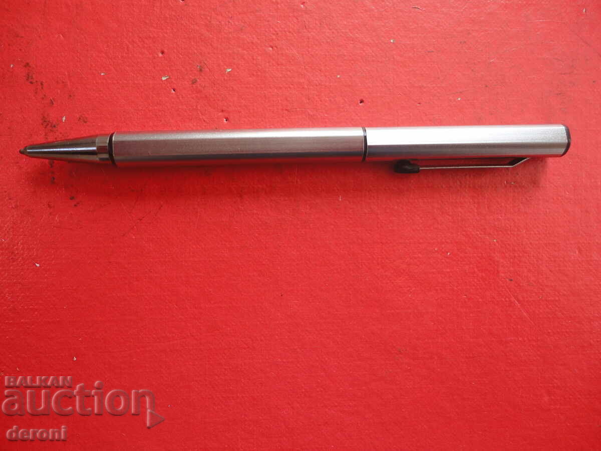 Невероятен химикал химикалка Otto Pat Pend с цена 30.00 лв. | € 15.34