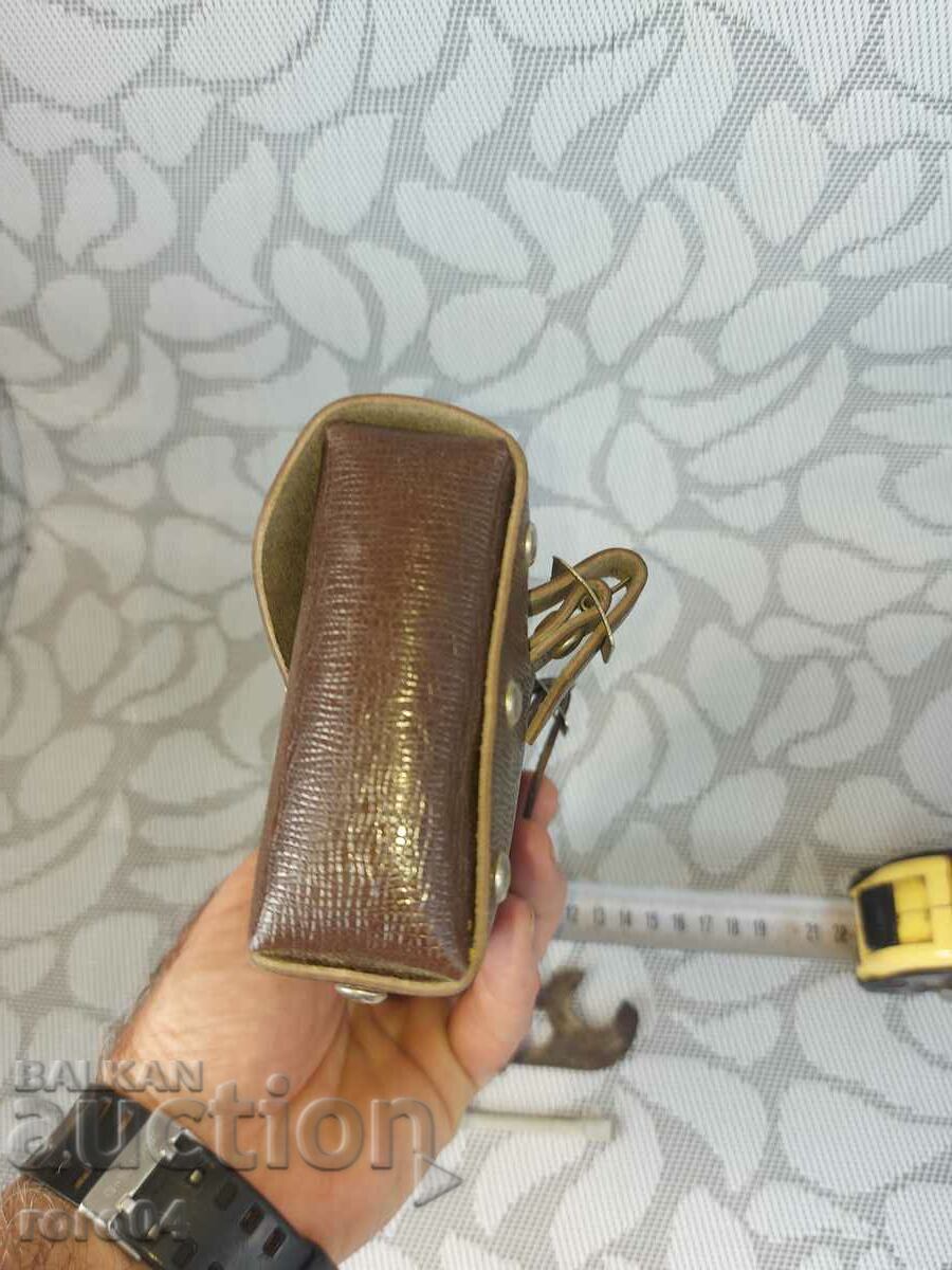 Δημοπρασία ΤΣΑΝΤΑ - ΕΡΓΑΛΕΙΑ - ΠΟΔΗΛΑΤΟ - 4 Δημοπρασία ΤΣΑΝΤΑ - ΕΡΓΑΛΕΙΑ - ΠΟΔΗΛΑΤΟ - 4