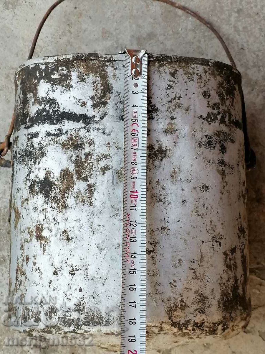 Auction Soldier's food jug First World War, jug Auction Soldier's food jug First World War, jug