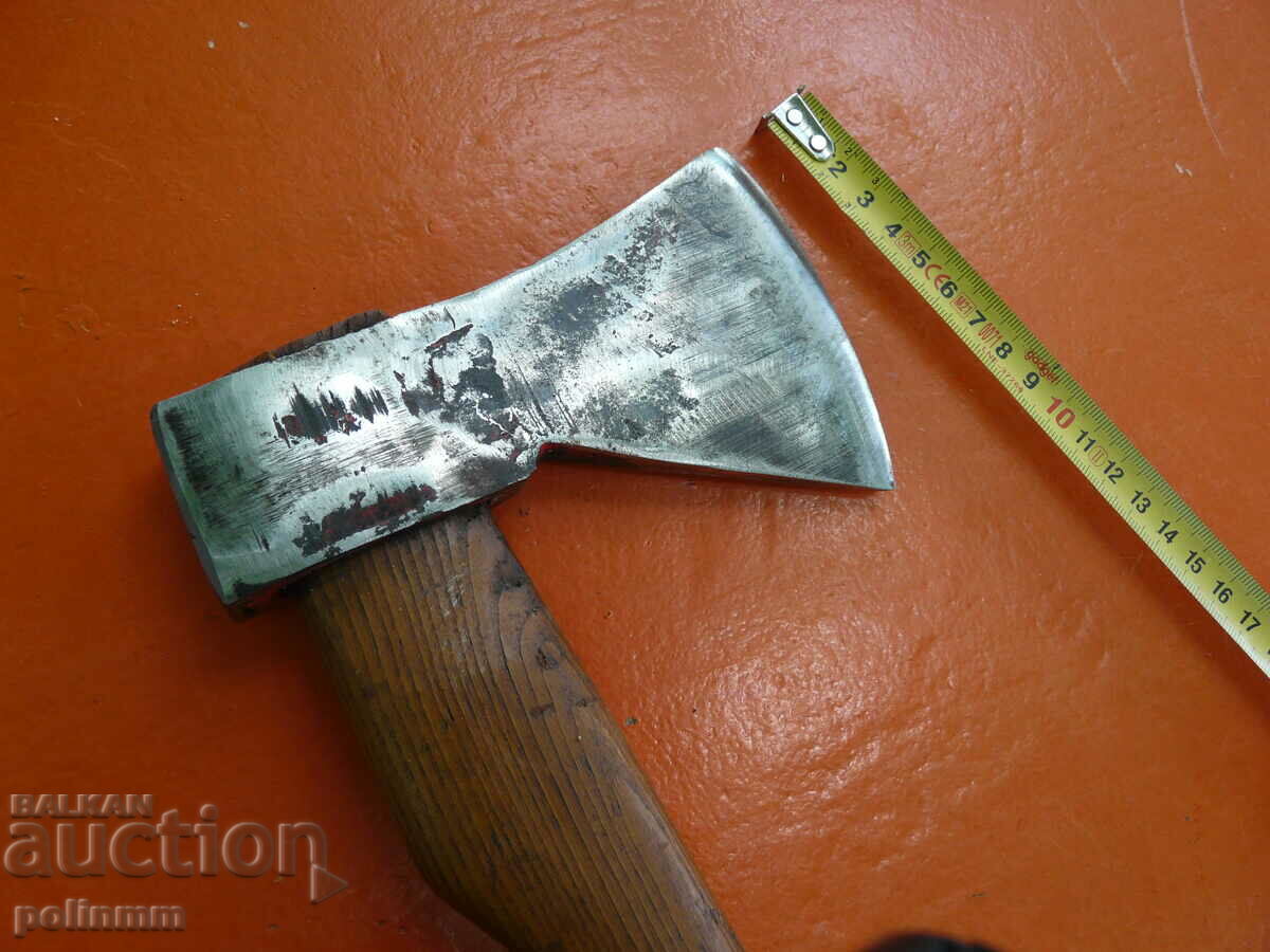 Παλαιό γερμανικό τσεκούρι - 328 με τιμή 60.00 BGN | € 30.68 Παλαιό γερμανικό τσεκούρι - 328 με τιμή 60.00 BGN | € 30.68