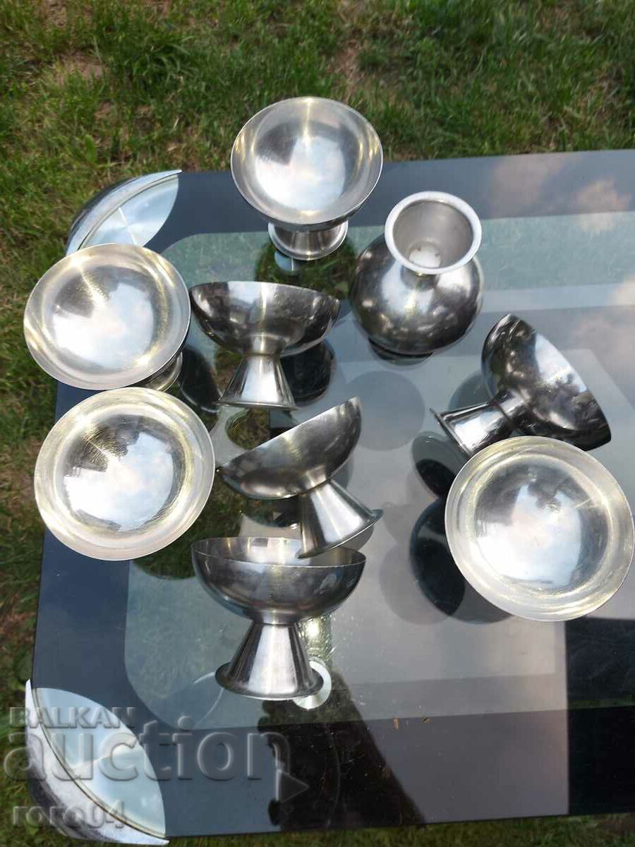 ICE CREAM CUPS - 9 PCS ICE CREAM CUPS - 9 PCS