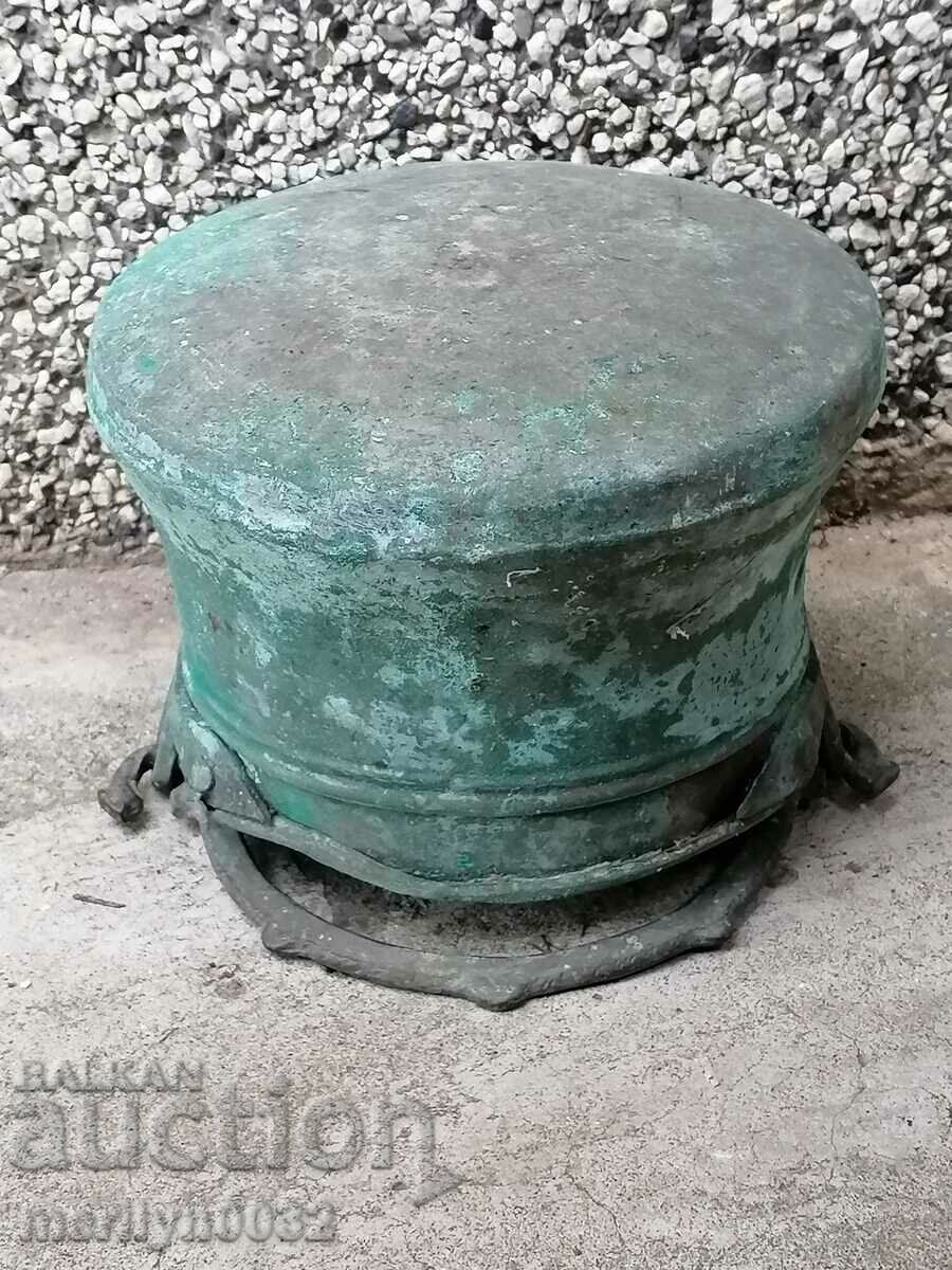 An old bacon, a baker, a pot, a boiler, a copper pot with price 69.00 BGN | € 35.28 An old bacon, a baker, a pot, a boiler, a copper pot with price 69.00 BGN | € 35.28