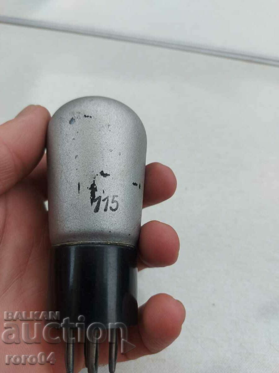 Auction TELEFUNKEN REN 904 RADIO LAMP Auction TELEFUNKEN REN 904 RADIO LAMP